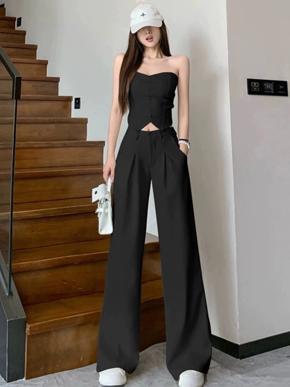 A complete set of new Chinese-style buckle irregular tube top and drapey wide-leg pants two-piece suit for summer wear for women