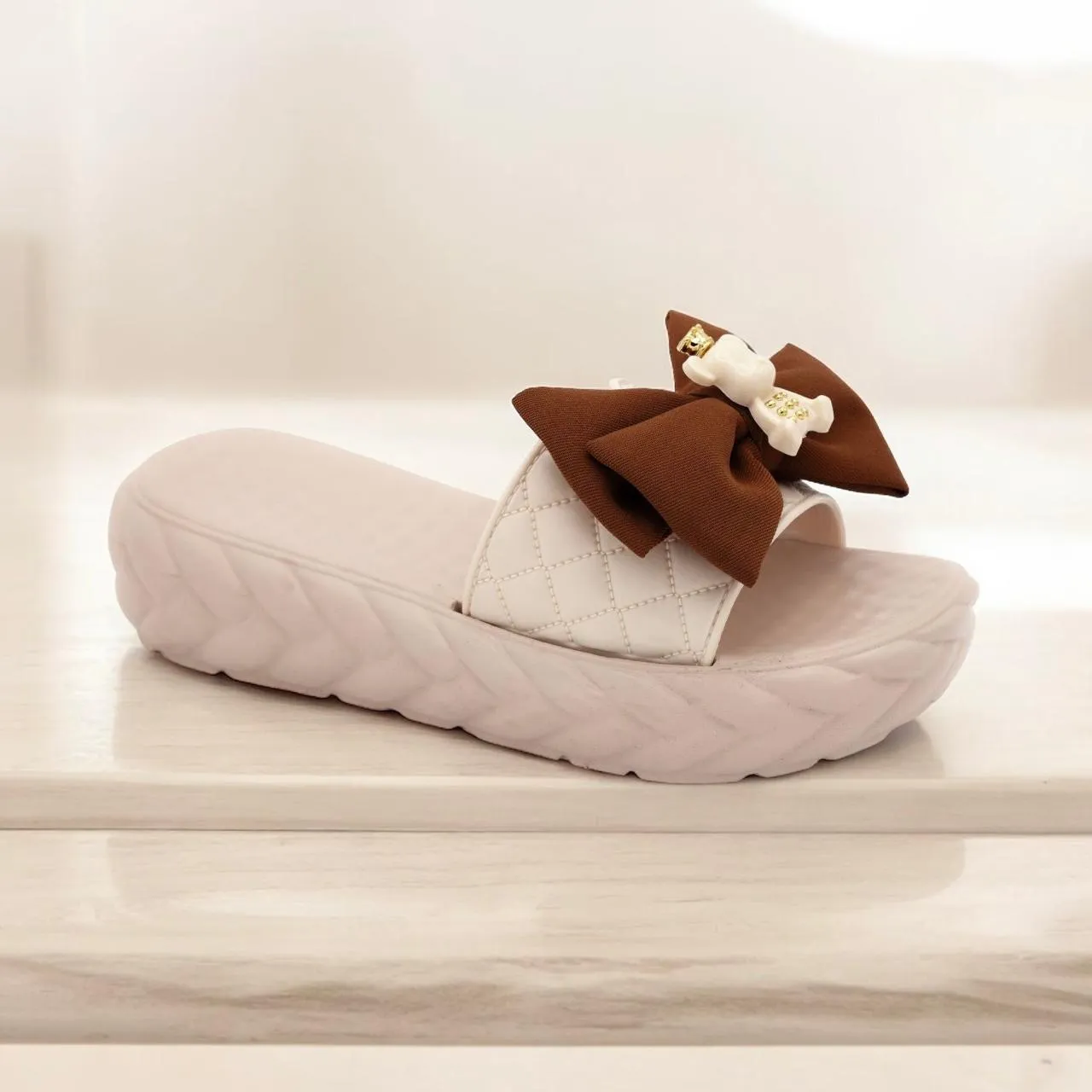 Abolia bow slipper