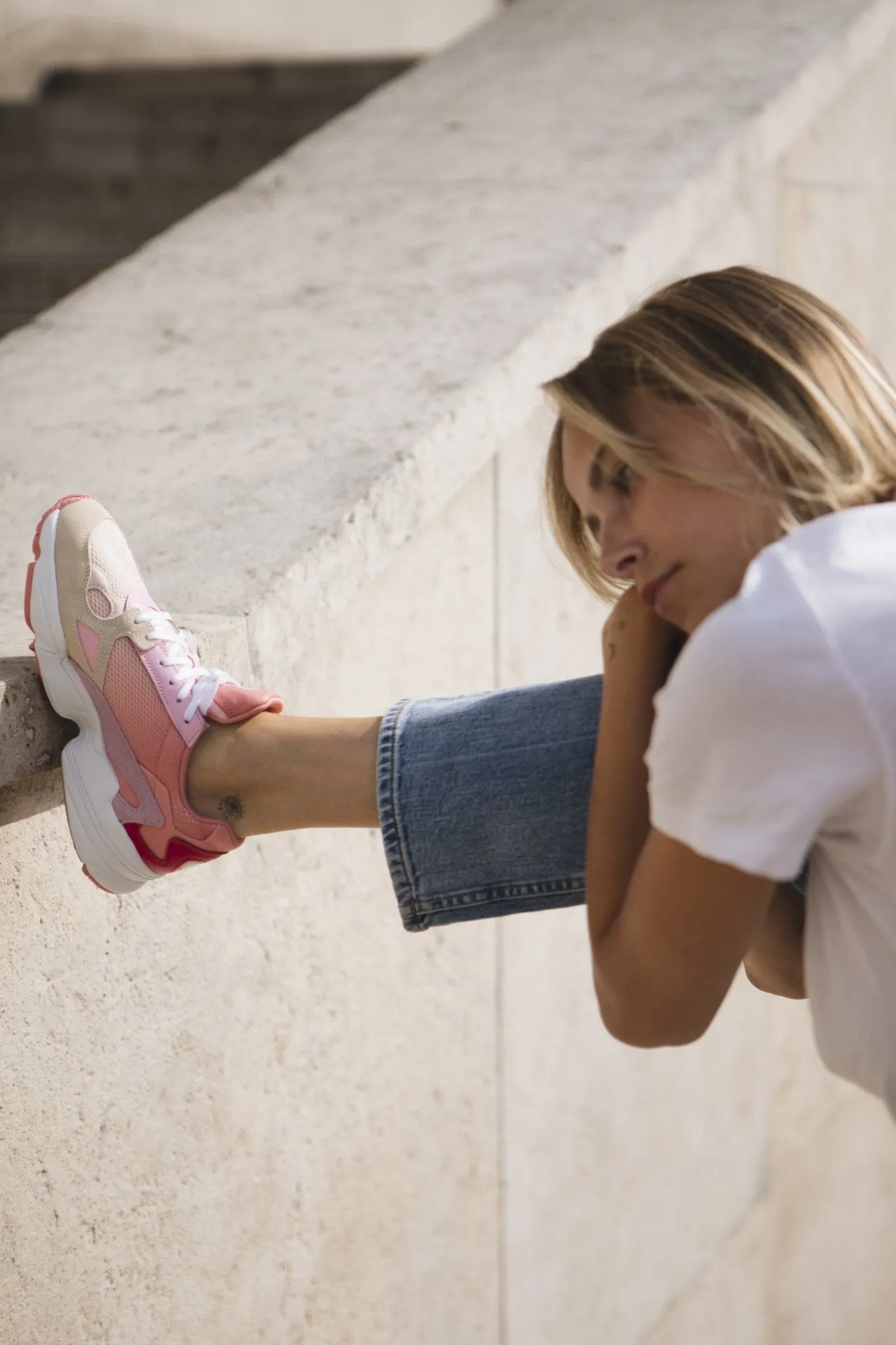 Adidas - Baskets Adidas Originals Falcon Rose