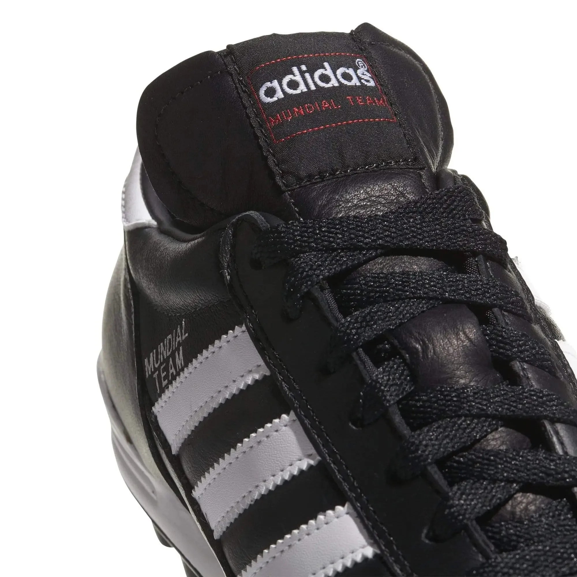 adidas Mundial Team Turf