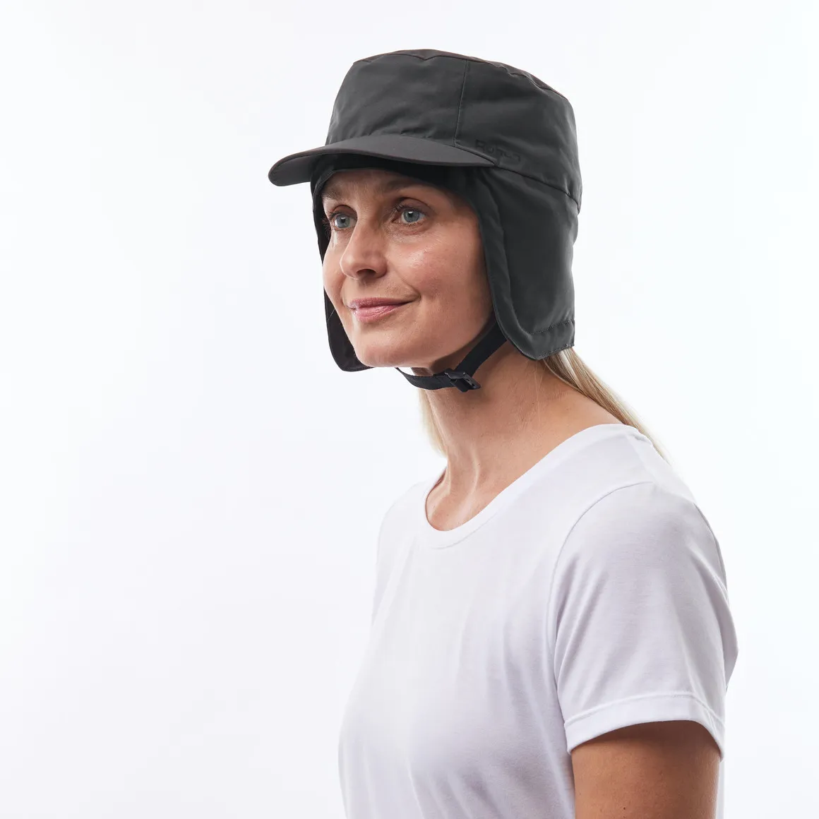 Aran Cap Carbon