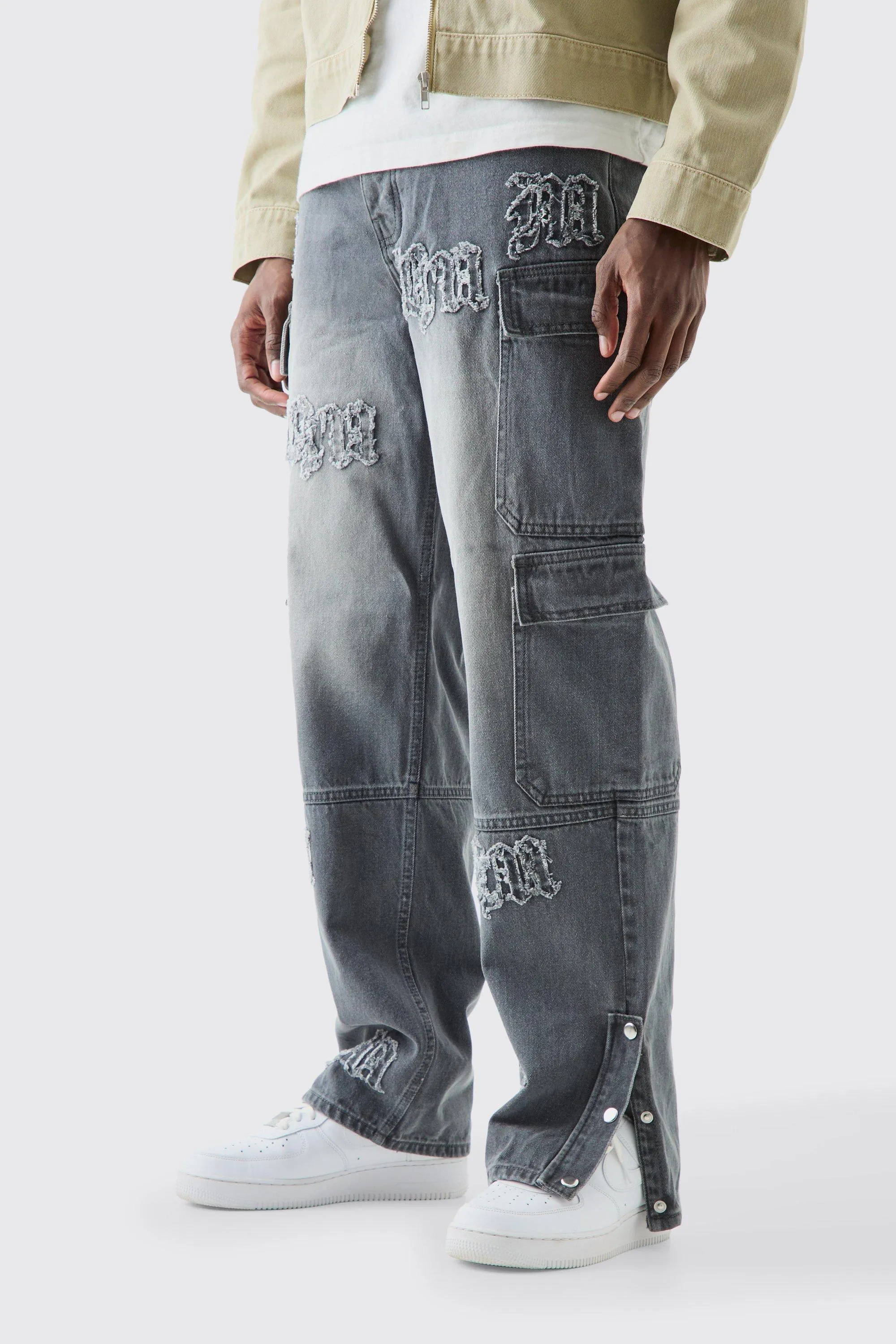 Baggy Rigid Bm Applique Multi Pocket Cargo Jeans In Grey | boohooMAN UK