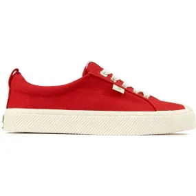 Cariuma Oca Low Trainers