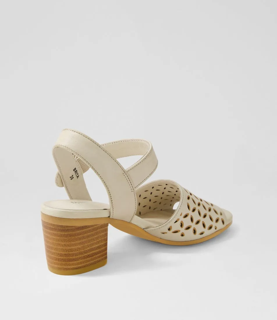 DJANGO & JULIETTE Brita Almond Tan Leather Sandals