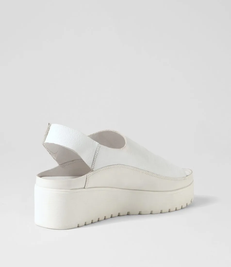 DJANGO & JULIETTE Ober White Leather Patent Sandals