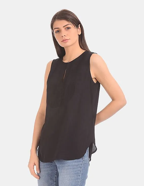 GAP Women Black Sleeveless Tucked Top