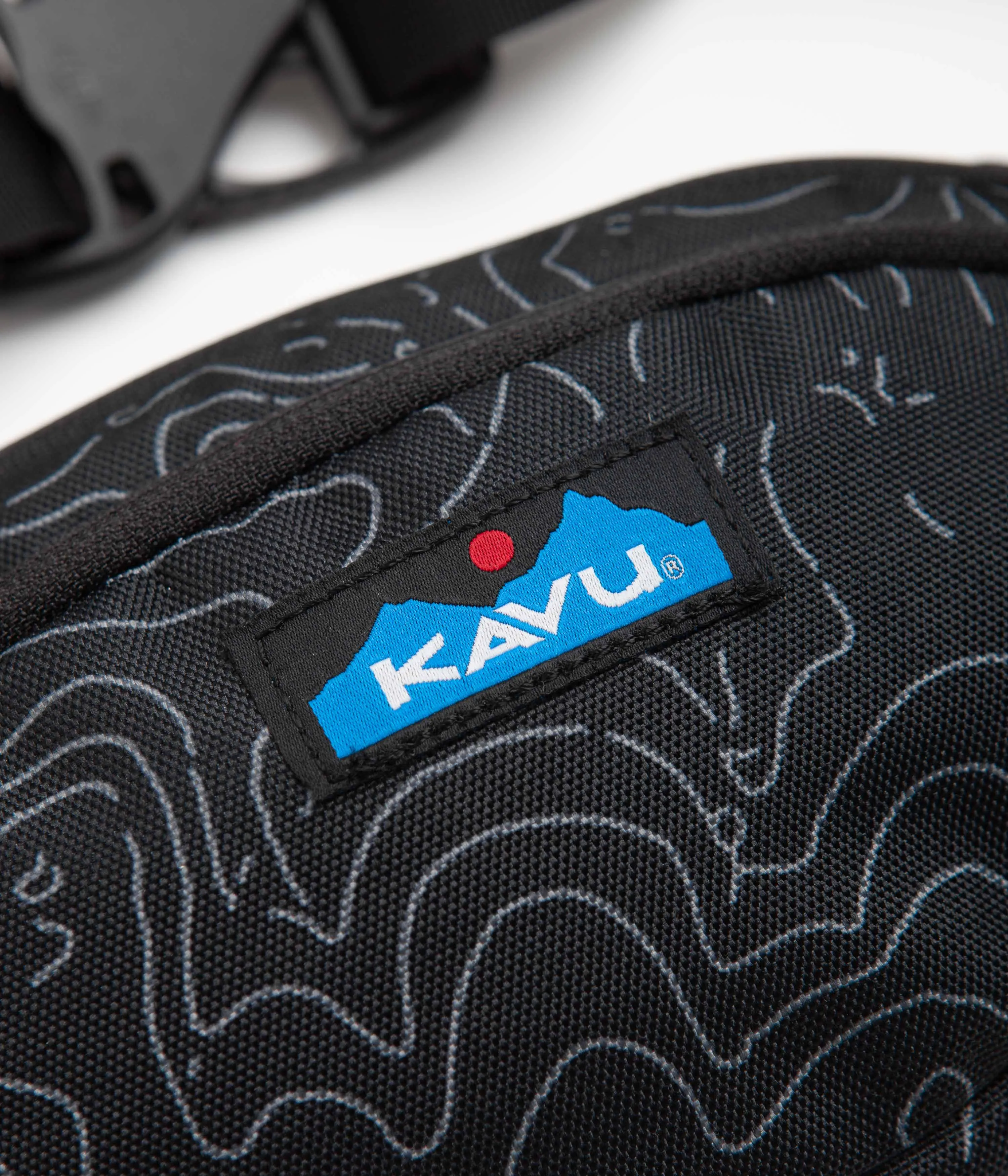 Kavu Spectator Belt Bag - Black Topo