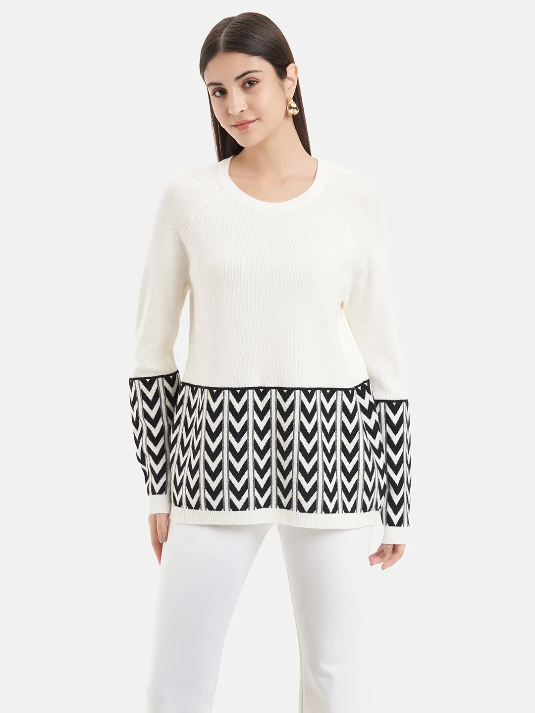 Patterned Color Blocked Pullover