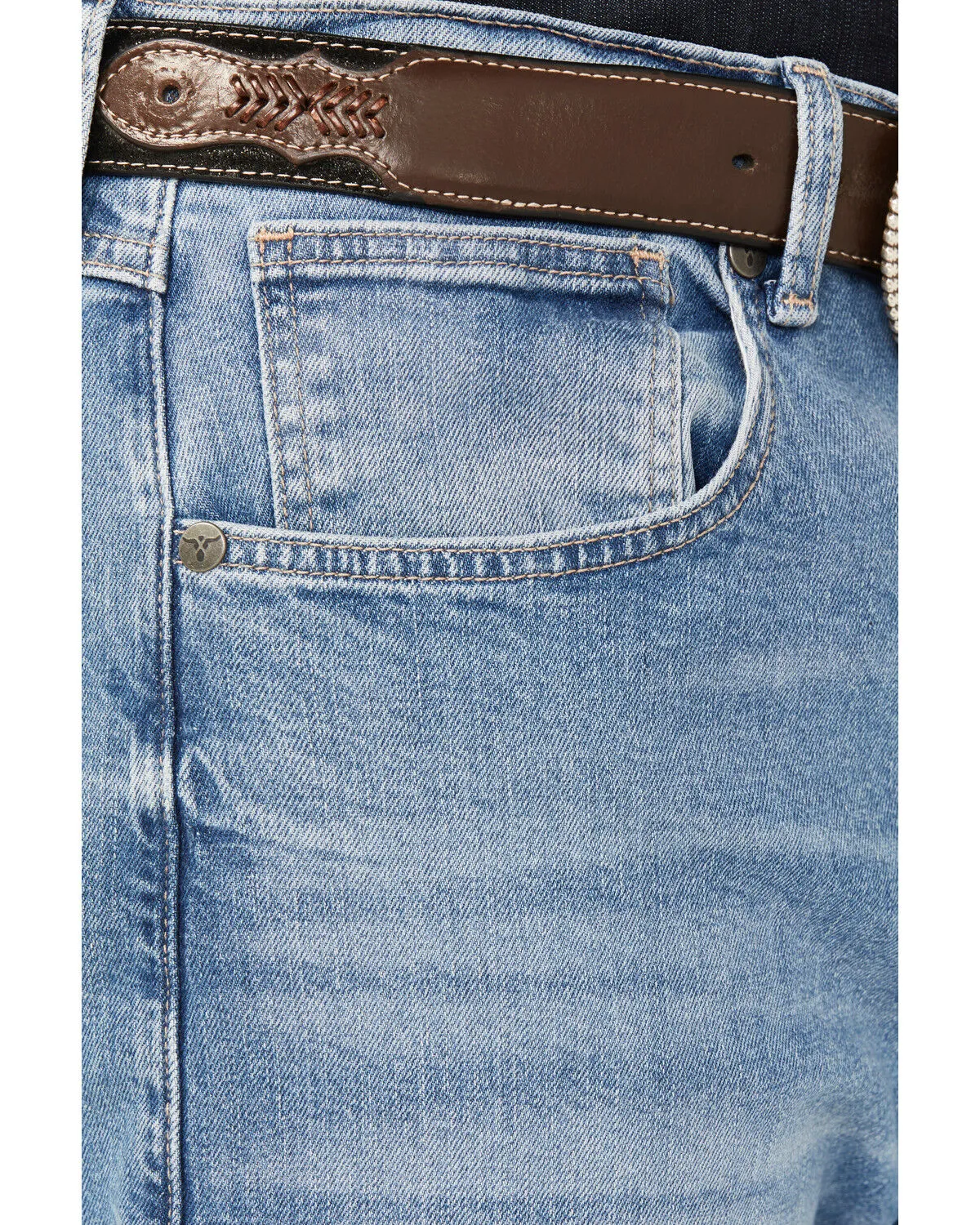 Product Name:  Wrangler 20X Men's Breezy Pasture Medium Wash Slim Straight Stretch Jeans