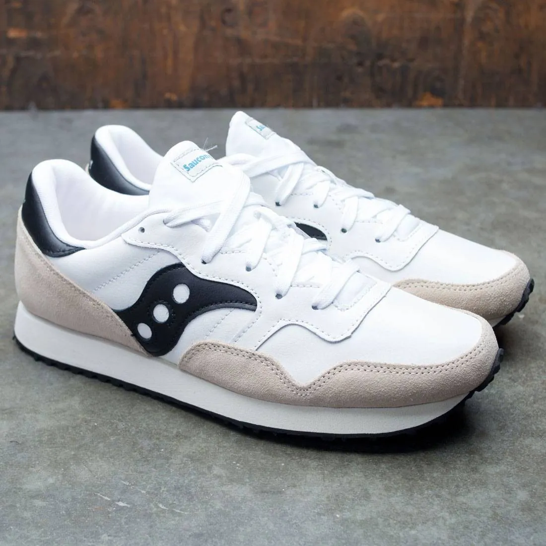 Saucony Men DXN Trainer (white / black)