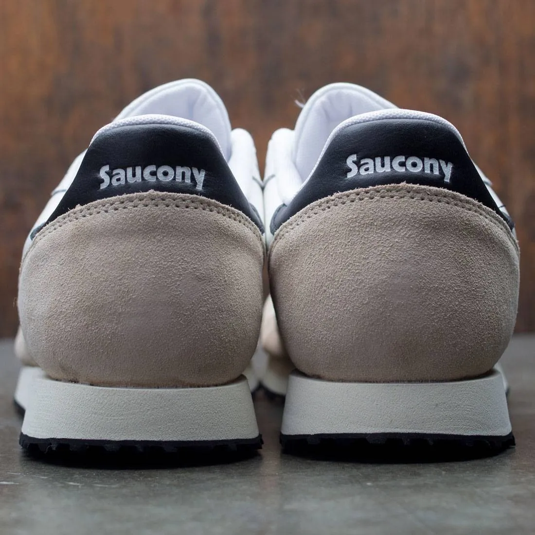 Saucony Men DXN Trainer (white / black)