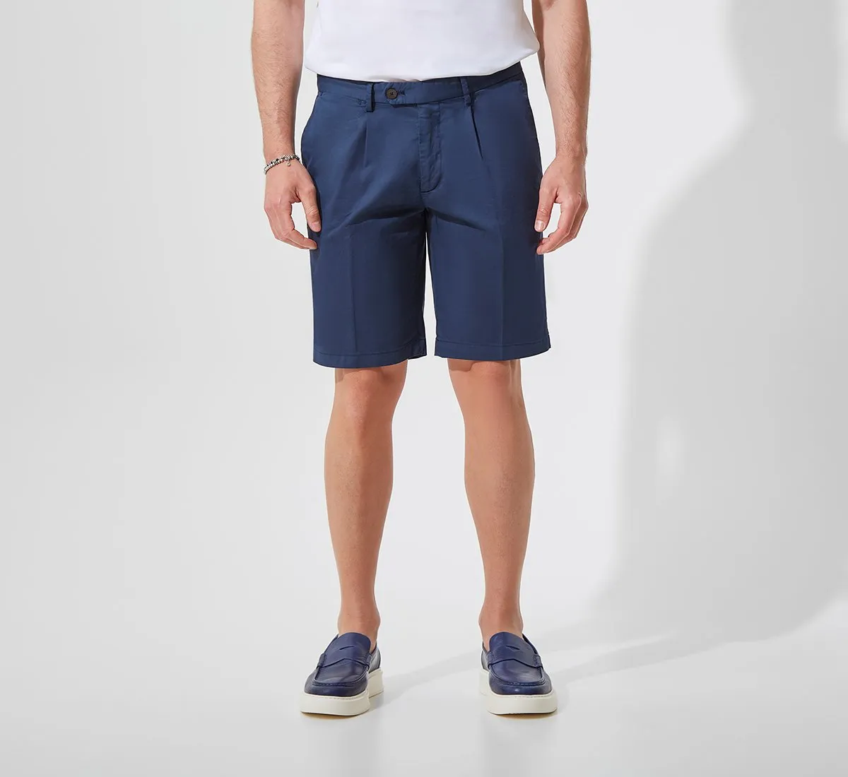 Structured Bermuda shorts