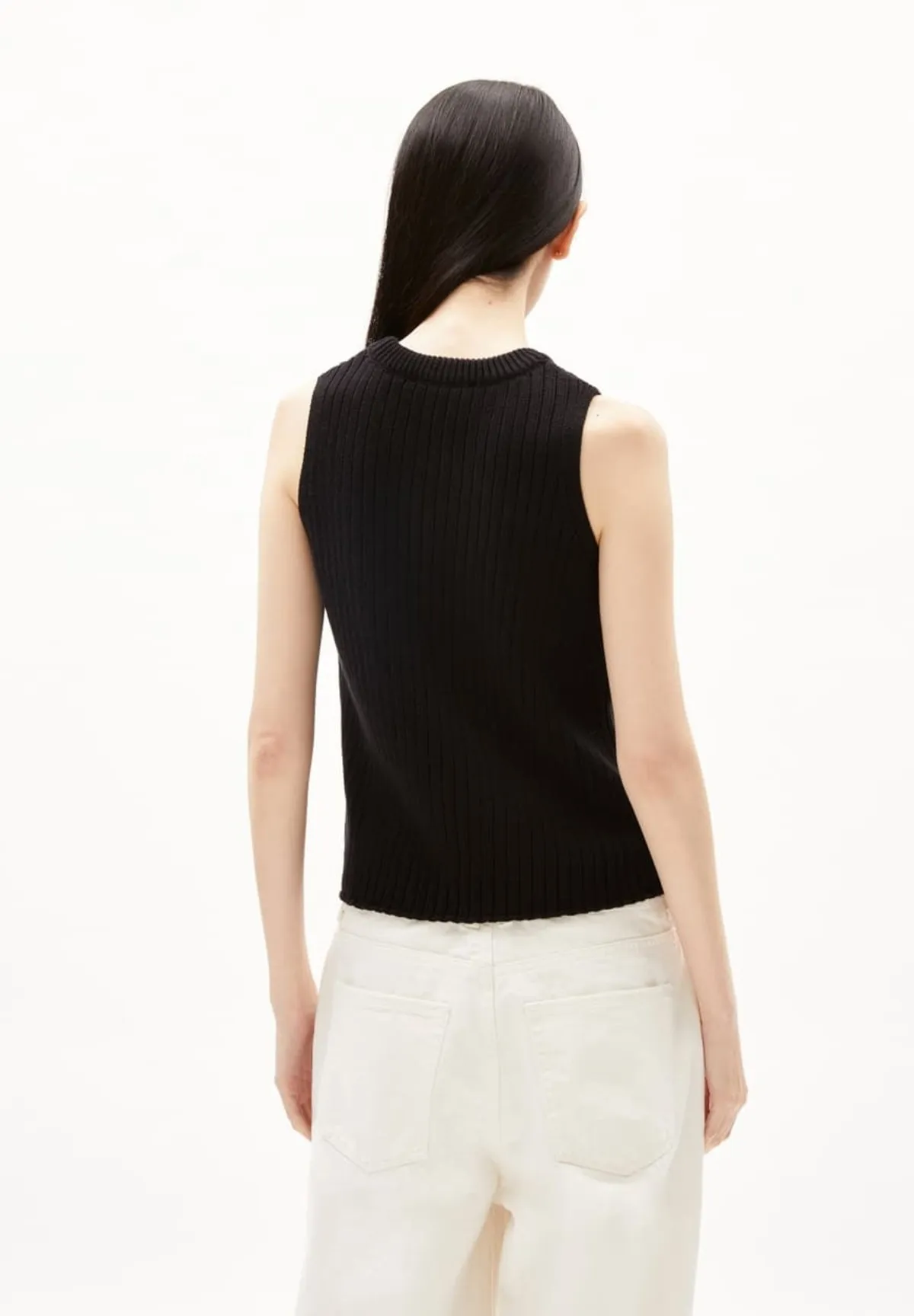 Wiolaa organic cotton sleeveless top - Black